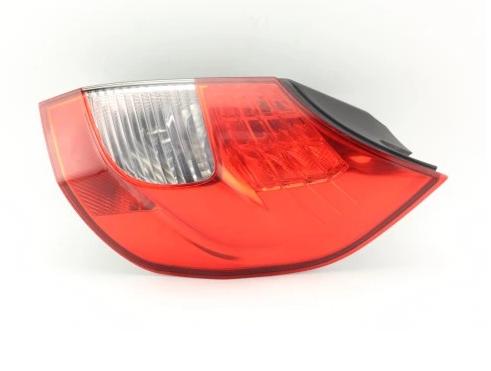 Svetlo pravy zad RENAULT SCENIC II LIFT   8200474327--A