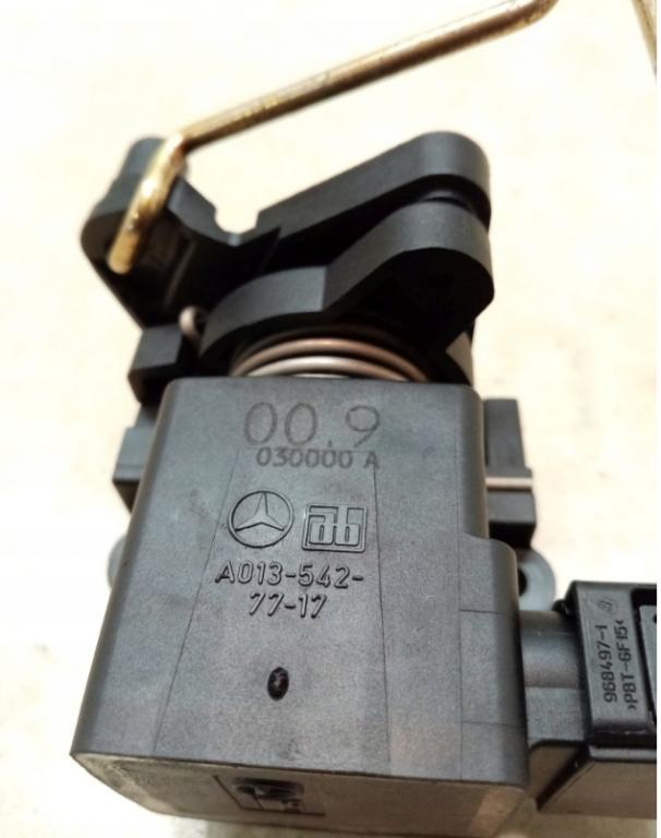Potenciometer plynového pedálu W168 1.7 CDI A0135427717