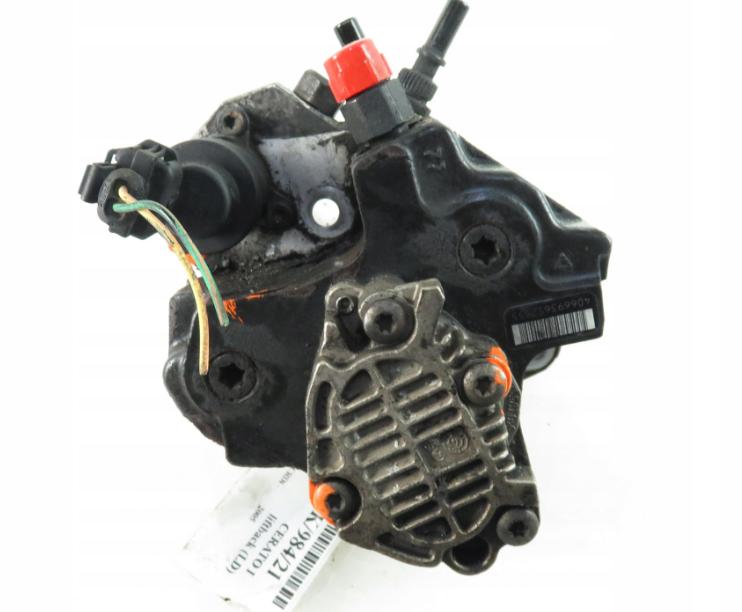 Pumpa vstrekovacia KIA CERATO I 1.5 CRDi 0445010101
