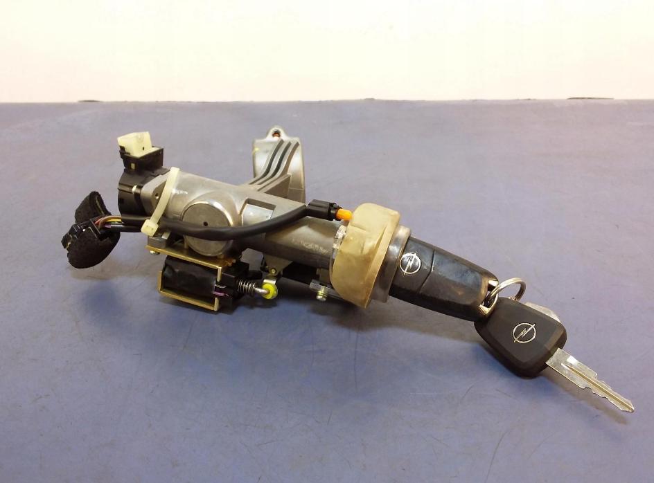 OPEL ANTARA spinačka kľúč 96628238
