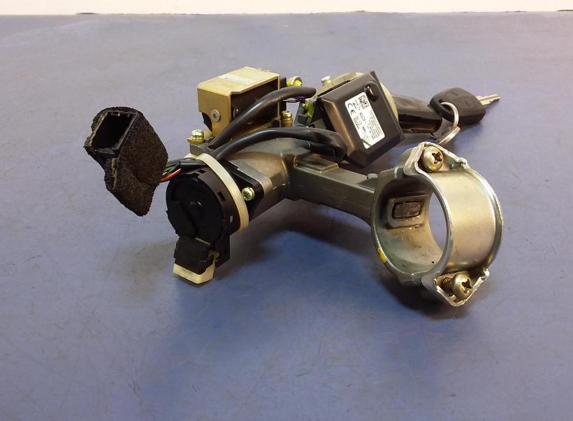 OPEL ANTARA spinačka kľúč 96628238