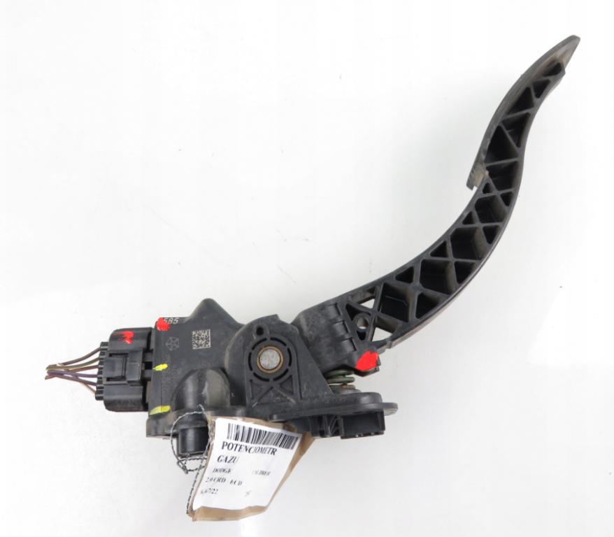 Potenciometer plynového pedálu DODGE CALIBER 2.0 CRD 04891585AB