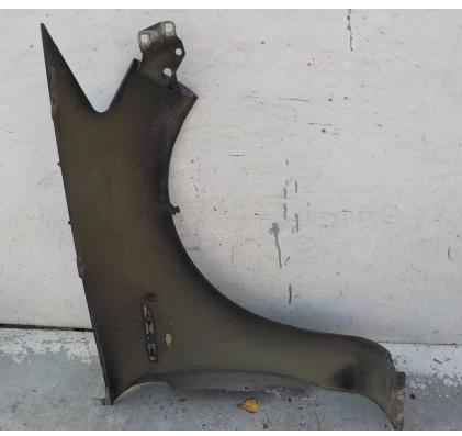 761 FORD MONDEO IV MK4 LIFT Blatník ľavy predný
