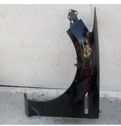 761 FORD MONDEO IV MK4 LIFT Blatník ľavy predný