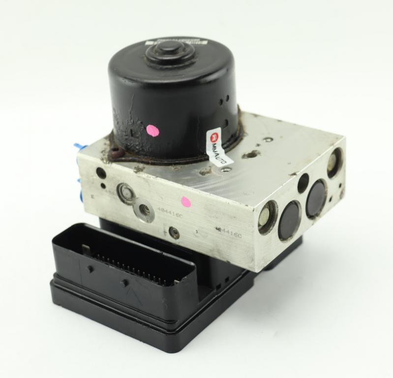 Pumpa ABS VOLVO XC90 I  30643982