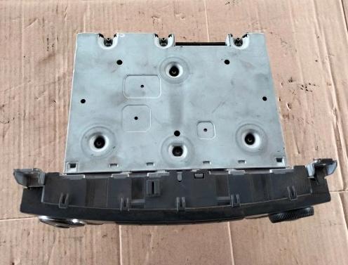 RADIO Navigácia MERCEDES W203 A2038701989 kod nemame