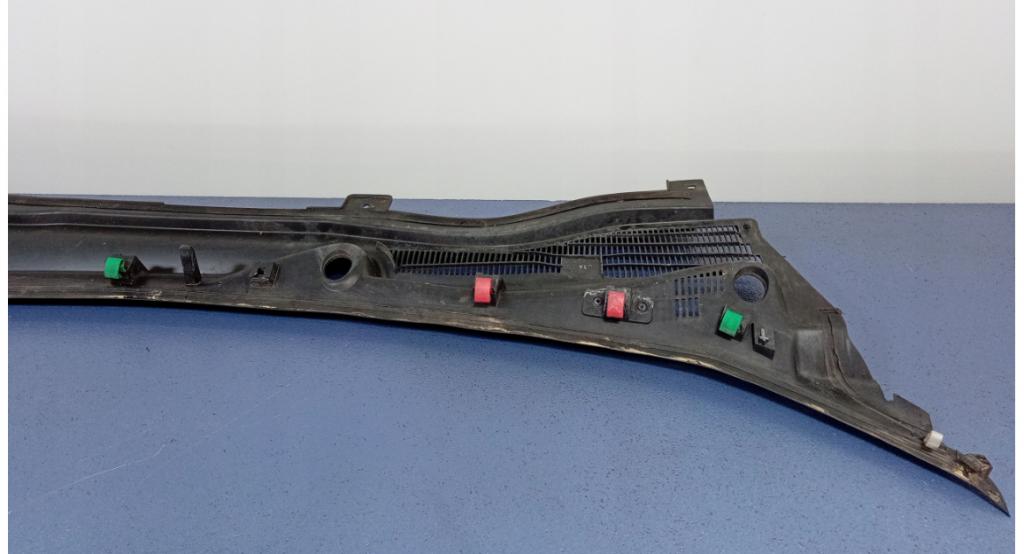 QUBO FIORINO BIPPER Torpédo, plast pod čelné okno 1311909070
