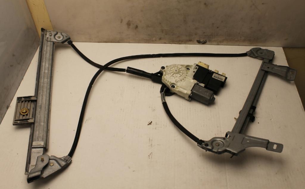 Mechanizmus okna pravy predný PEUGEOT 307 CC CABRIO