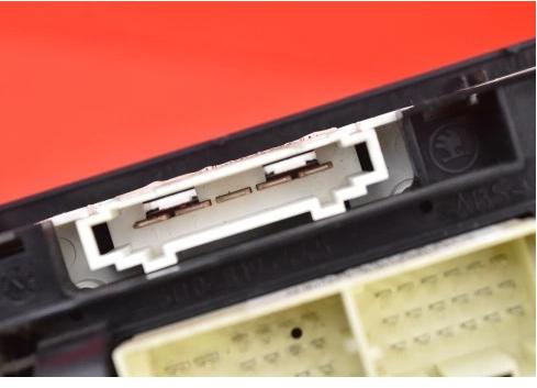 Panel ovládania kúrenia klímatizácie SKODA ROOMSTER: