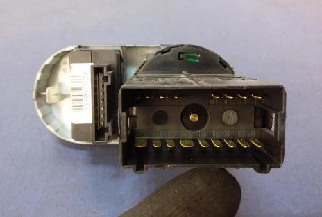 SEAT IBIZA III LIFT Spínač svetiel 6L1941531AF