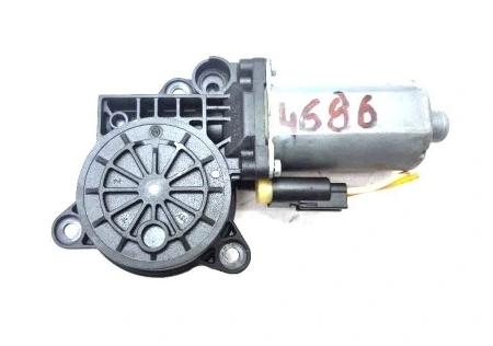 Motorček okna predný ľavy FORD FUSION 0130821938