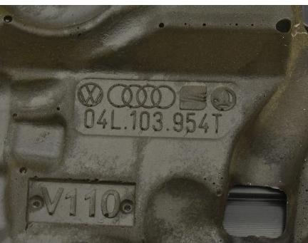 Kryt Motor 04L103954T   SUPERB III 2.0 TDI