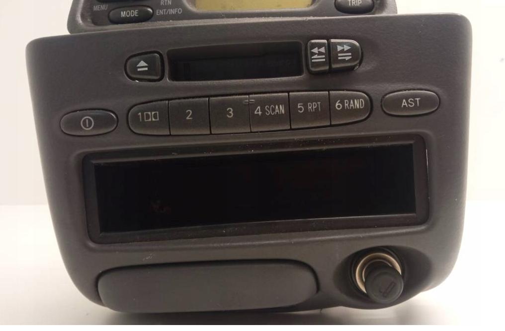 RADIO fabricky Dislpej YARIS I Modul