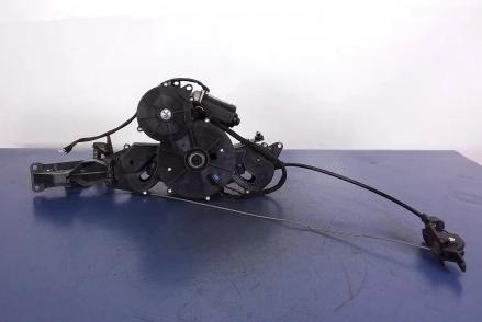 LANCIA PHEDRA: II Mechanizmus Dvere posúvne pravy
