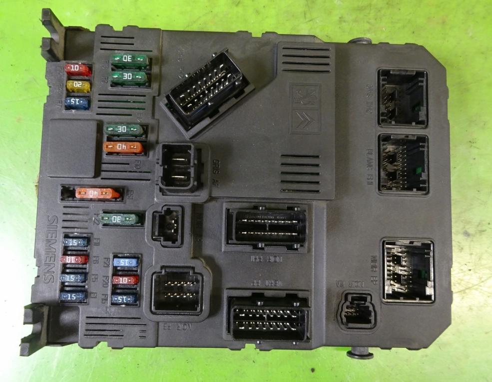 modul BSI PEUGEOT 206 1.1 B 04r 9652474880