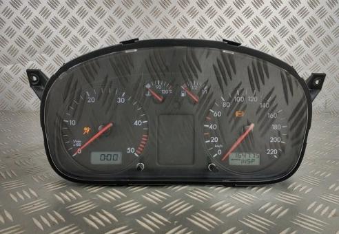7D0920800B přistrojová deska  VW TRANSPORTER T4 2,5TDI