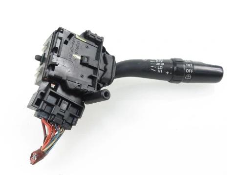 Prepínač stieračov AVENSIS II T25 84652-05170