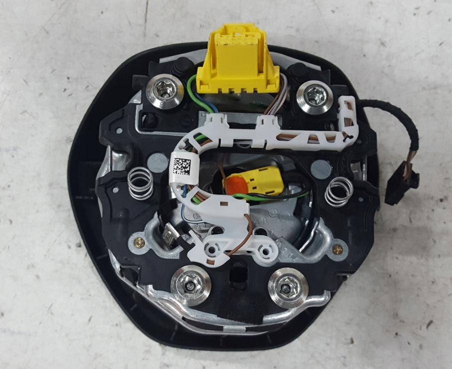 VW PASSAT B8 14r- AirBag airbag volantu
