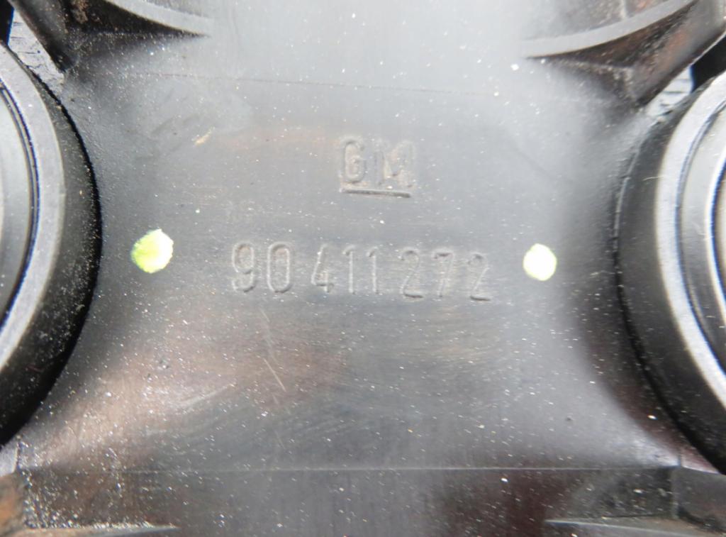 Kryt ventilov OPEL MERIVA A 1.6 90411272