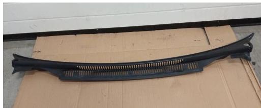 VW TOURAN I Torpédo, plast pod čelné okno 1T0819403