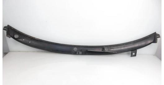 torpédo plast pod čelní okno VW PASSAT B5 3B1819415C