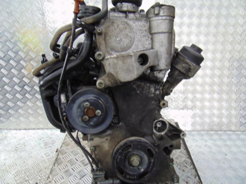 motor KOMPLETNÍ: VW POLO IV 9N 1.2 12V 64 hp AZQ