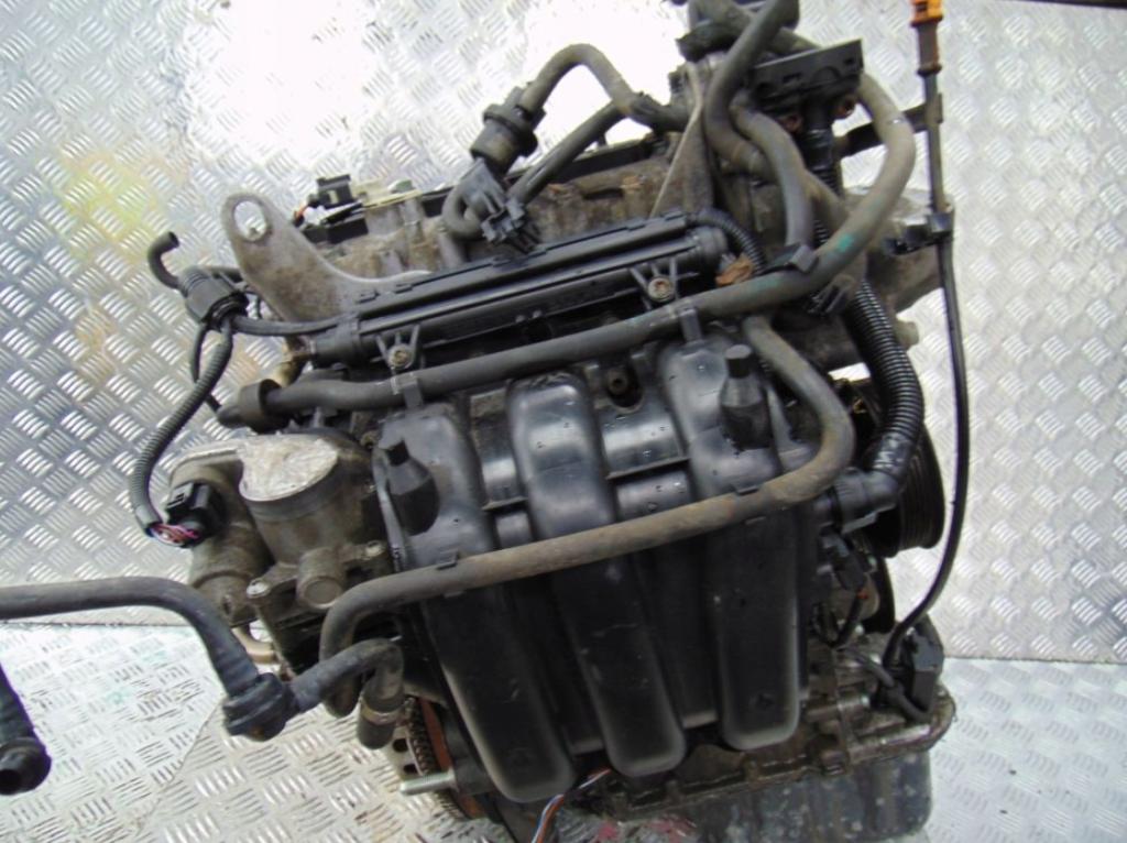 motor KOMPLETNÍ: VW POLO IV 9N 1.2 12V 64 hp AZQ