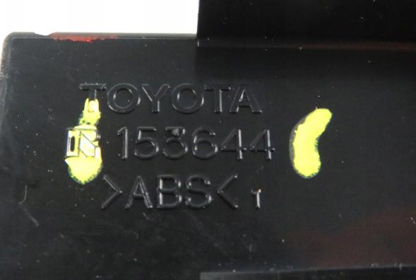 Spínač výstražných (núdzových) TOYOTA COROLLA E12 153644