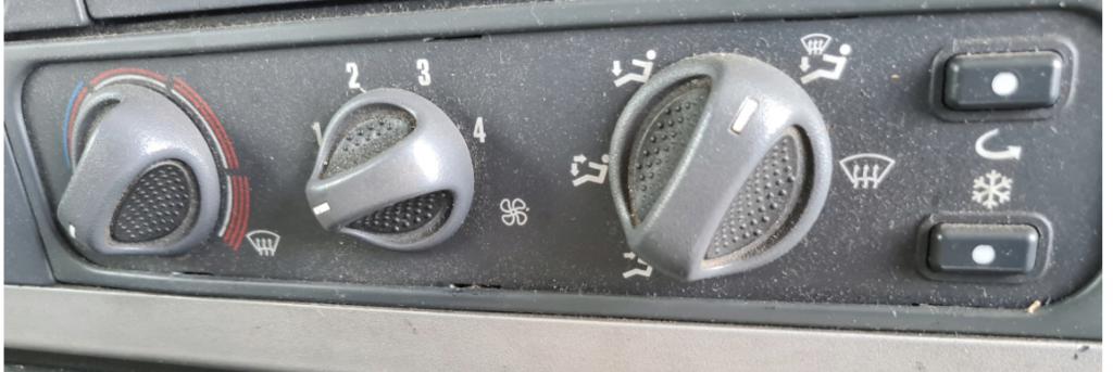 Panel kúrenia klimatizácie IVECO STRALIS