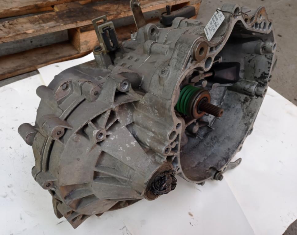 Prevodovka - VOLVO V70 2.5 TDI 1023704