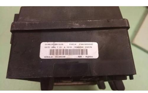 skrinka poistka - modul Chrysler  3.8 04748555AC