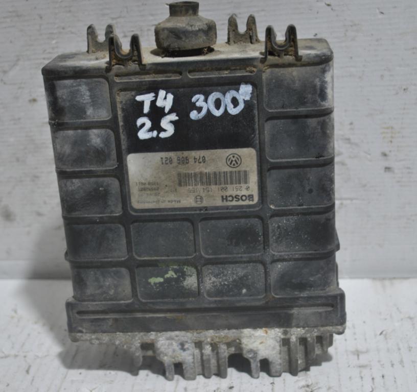 riadiaca jednotka Motor VW T4 2.5 074906021