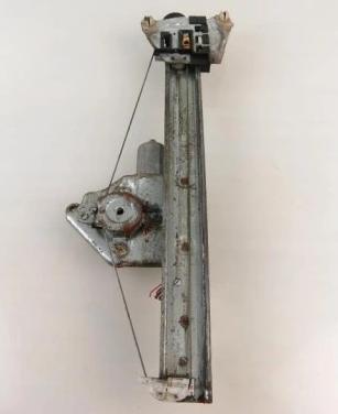 Mechanizmus okna ľavy zad MITSUBISHI PAJERO III FL MR989948 0620402210
