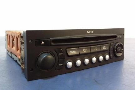 CITROEN C4 PICASSO I RADIO CD 96646223XT kód nemáme