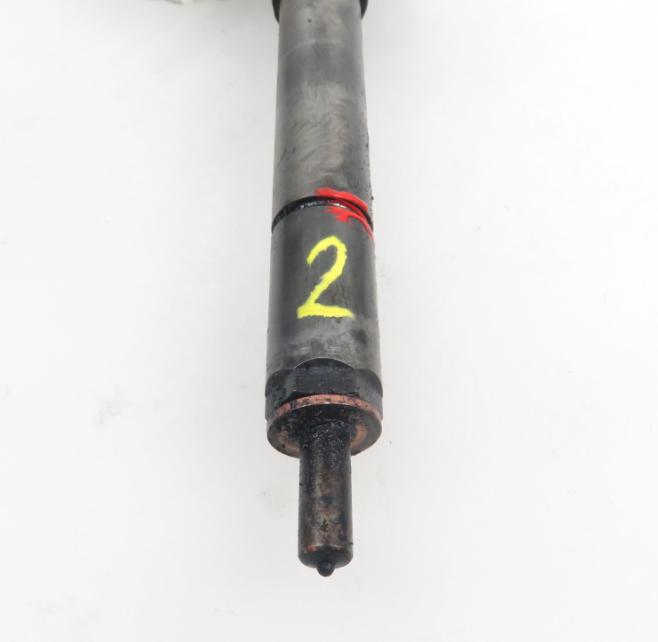 vstrekovač CITROEN C4 I 2.0 HDi 9657144580