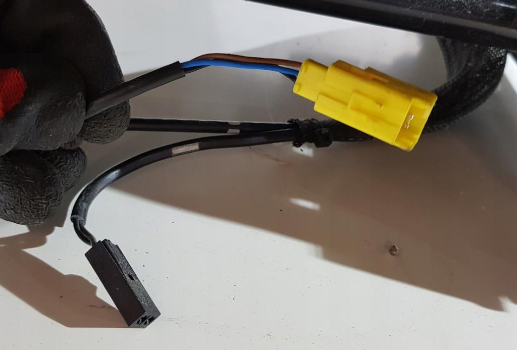 Škoda Yeti 2009-2017 Sedačka ľava predna