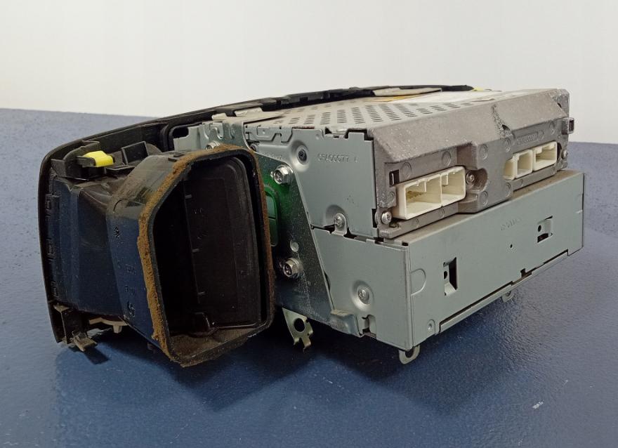TOYOTA COROLLA E12 RADIO CD  86120-02380 kód nemáme