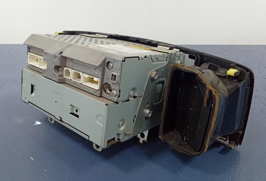 TOYOTA COROLLA E12 RADIO CD  86120-02380 kód nemáme