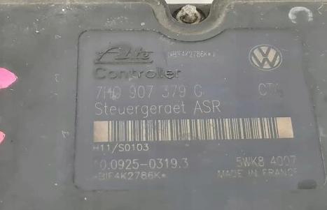 čerpadlo: ovladač: ABS  7H0614111G VW T5