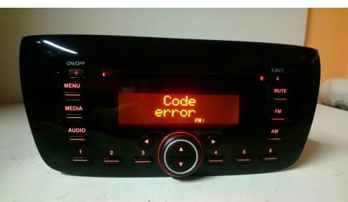 RADIO CD FIAT DOBLO OPEL COMBO BLUETOOTH USB --KOD NEMAME--