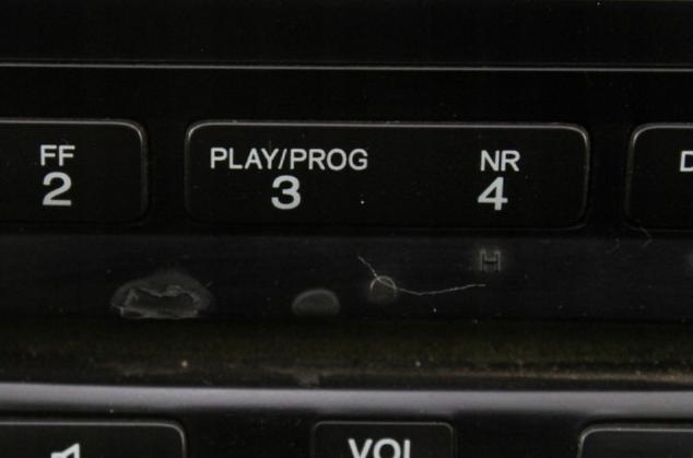 RADIO - CD RDS AUX HONDA ACCORD VII -- kod nemame --