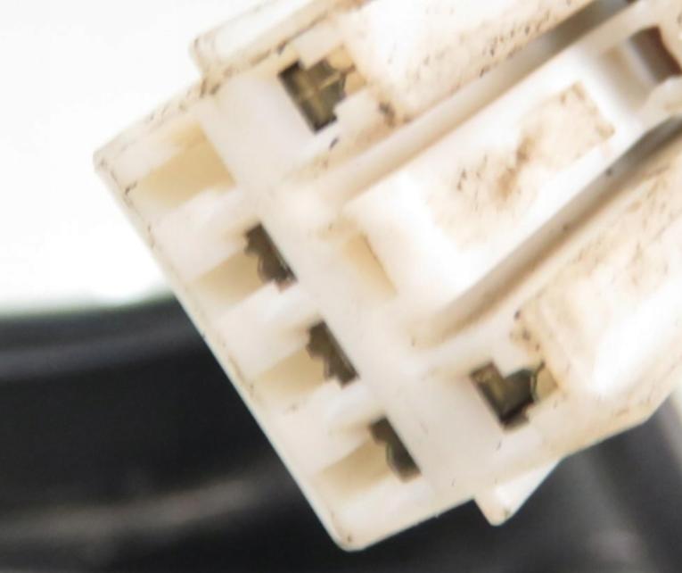 Spätné zrkadlo ľave MITSUBISHI CARISMA  5PIN