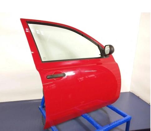 NISSAN MICRA K12 5D Dvere predný pravé