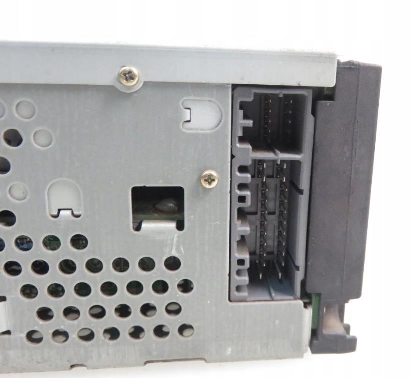 RADIO CHRYSLER VOYAGER IV + KOD