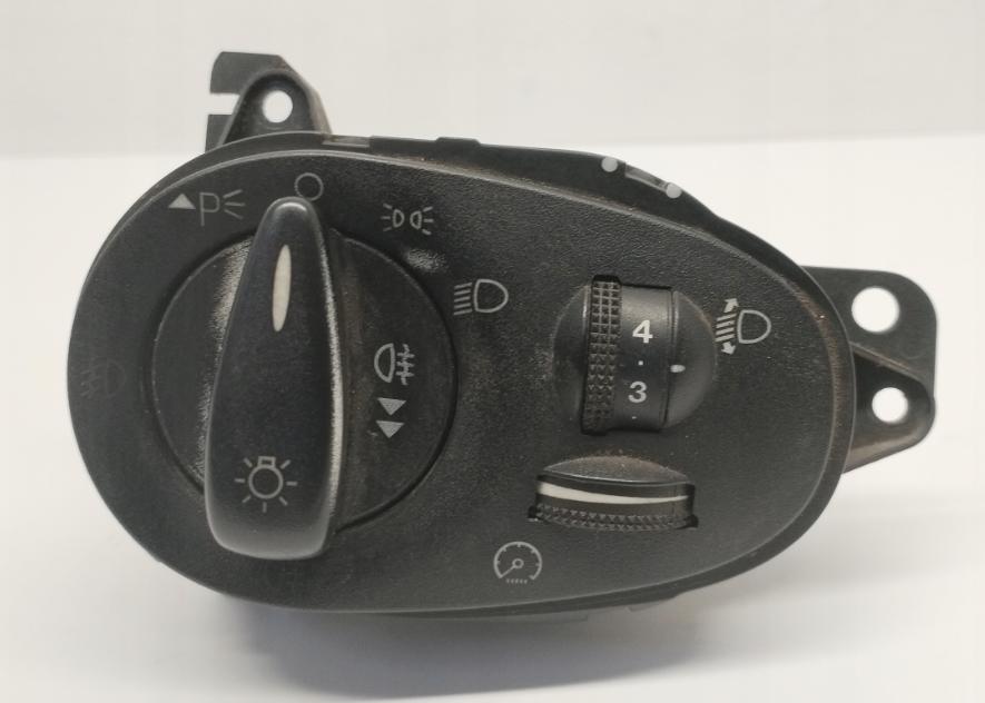 prepínač přepínač: světla: Ford Focus Mk1  98AG13A024AH