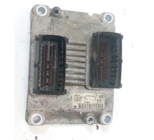 OPEL riadiaca jednotka Riadiaca jednotka ECU Motor 55353613 TT