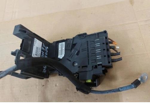 PEUGEOT 5008 I 1.6 HDI Modul NABÍJANIE: akumulátora 9666527580 28236841