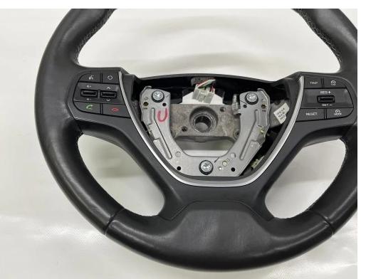 HYUNDAI i20 II volant kůže 56100-C8240