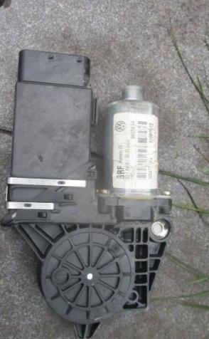 Modul Motorček okien ľavy predný OCTAVIA I FL LIFT
