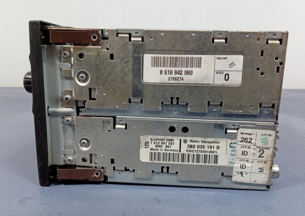 VW SHARAN I LIFT RADIO mavigace MFD 3B0035191D  -- KOD NEMAME --